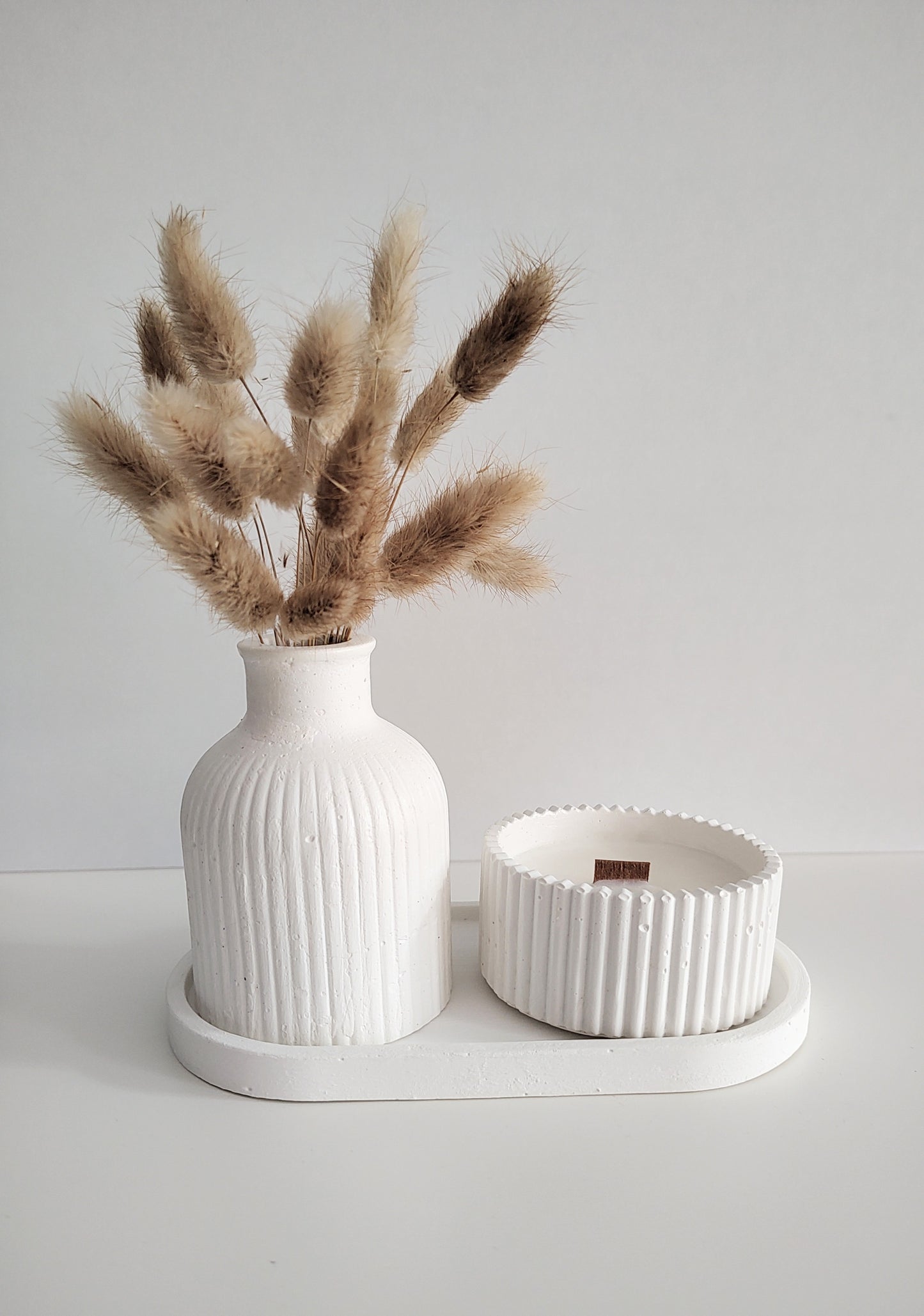 Set ceramic ALB cu lumânare inclusă
